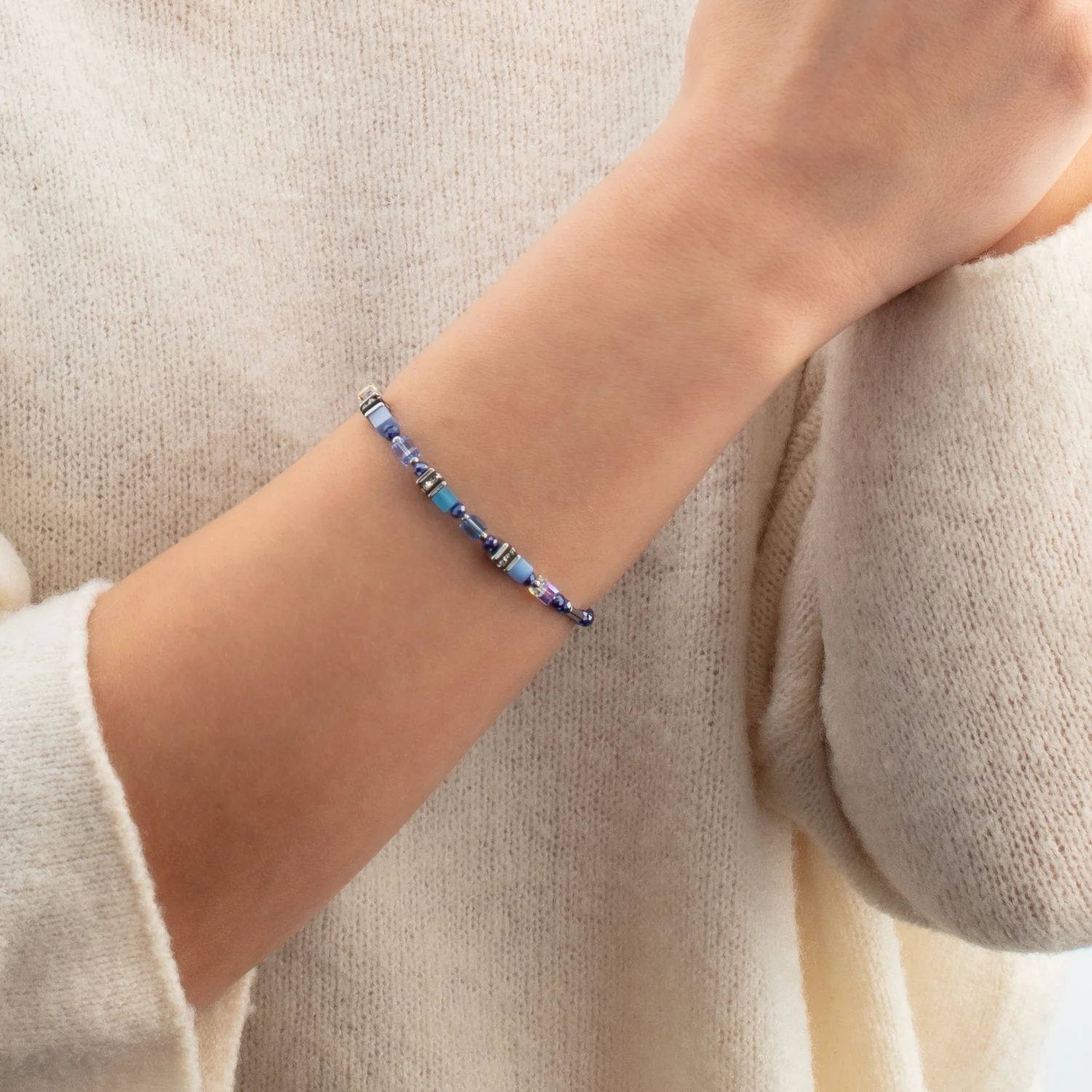 Bracelet Mini Cubes blue - Image 4