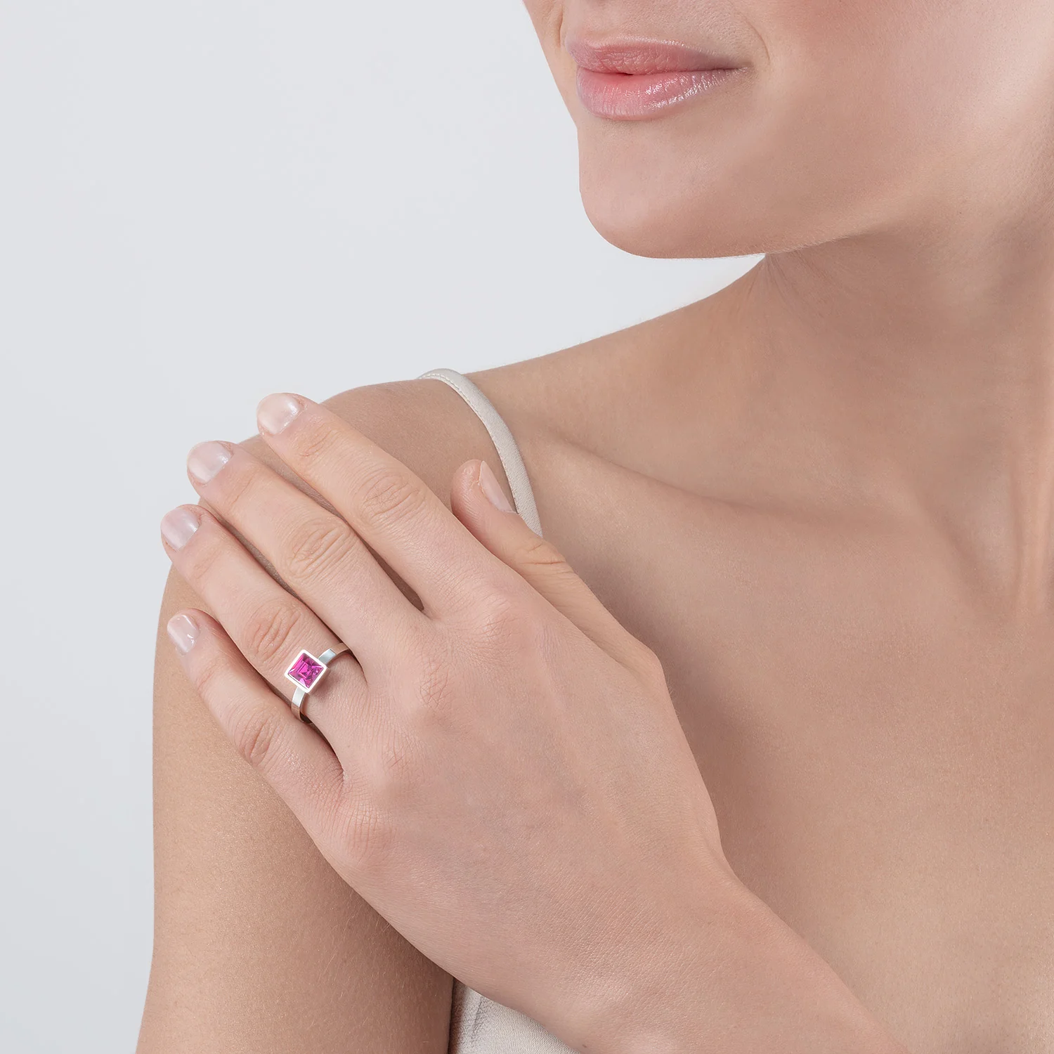 Brilliant Square big ring silver pink - Image 4