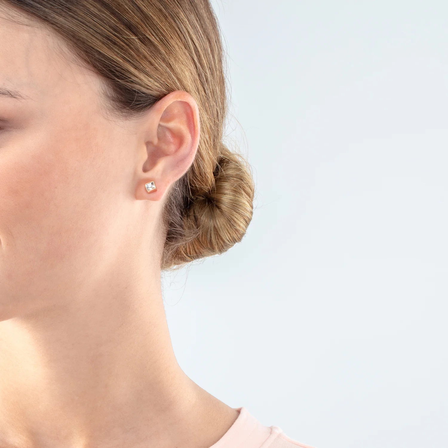 Brilliant Square small earrings rose gold crystal - Image 4