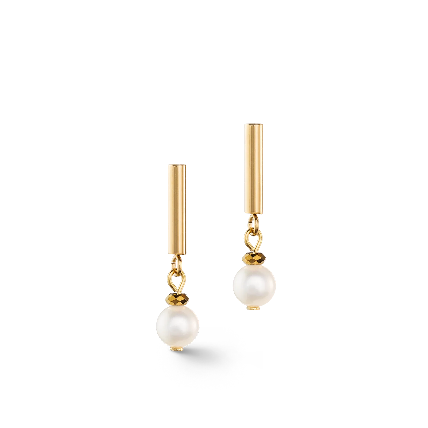 Classy freshwater pearl earrings gold