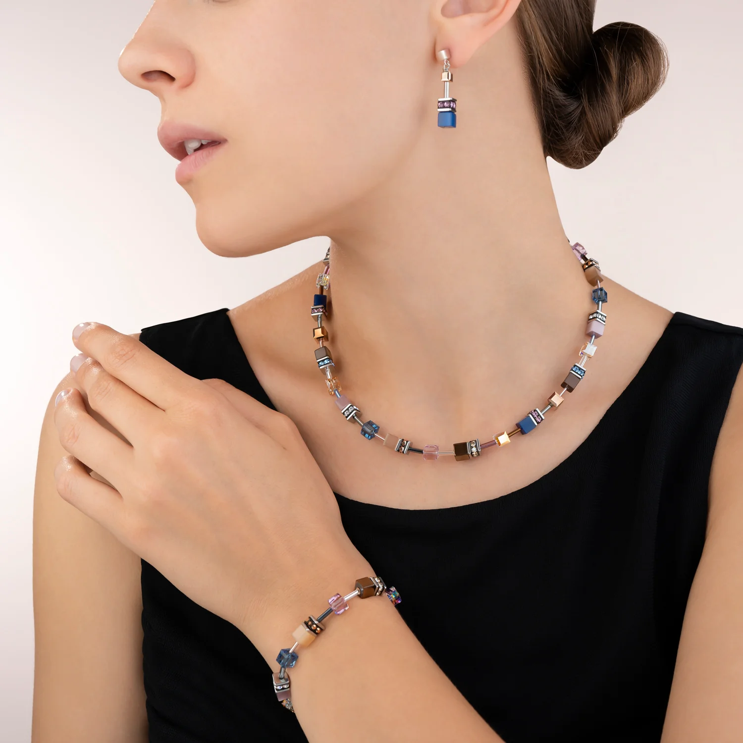 GeoCUBE® Earrings blue-brown-lilac - Image 4