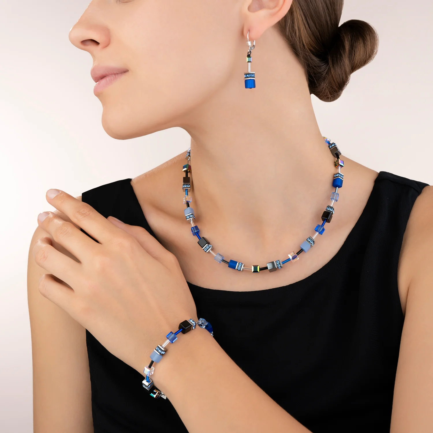 GeoCUBE® Earrings cobalt blue - Image 4