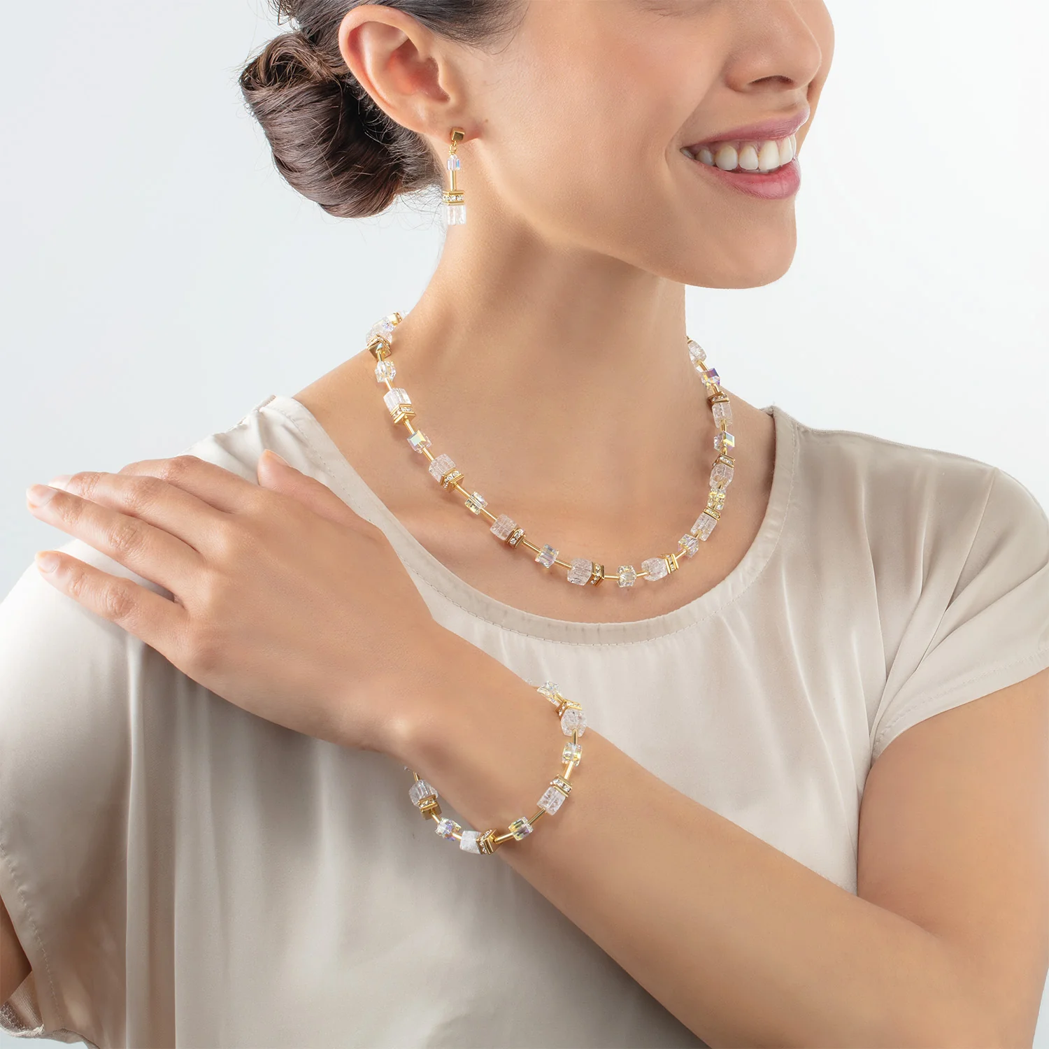 GeoCUBE® Iconic Nature necklace gold white - Image 4