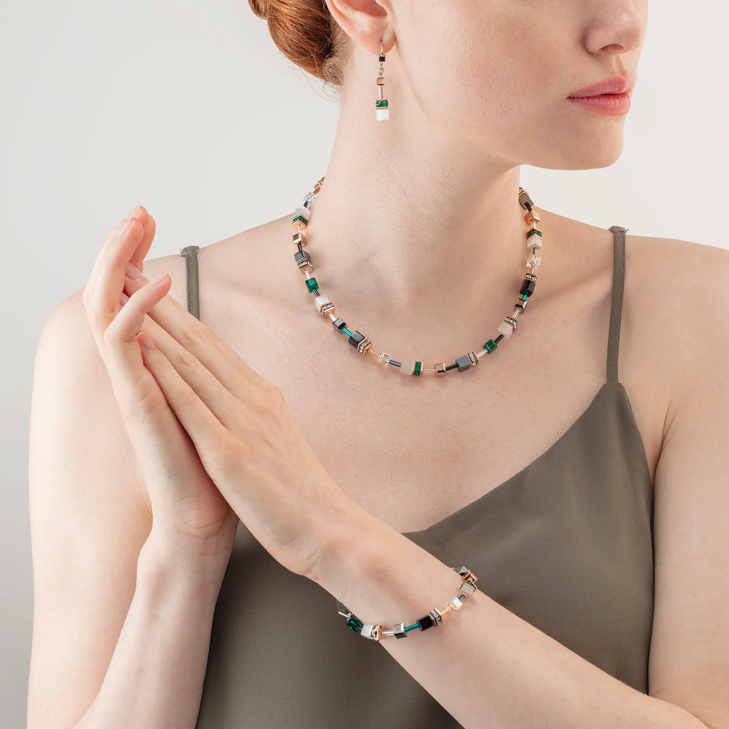 GeoCUBE® Iconic necklace rose gold white & dark green - Image 4