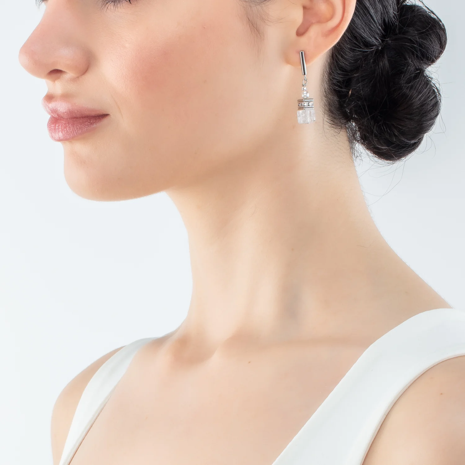 GeoCUBE® Precious Fusion Pearls earrings white - Image 4