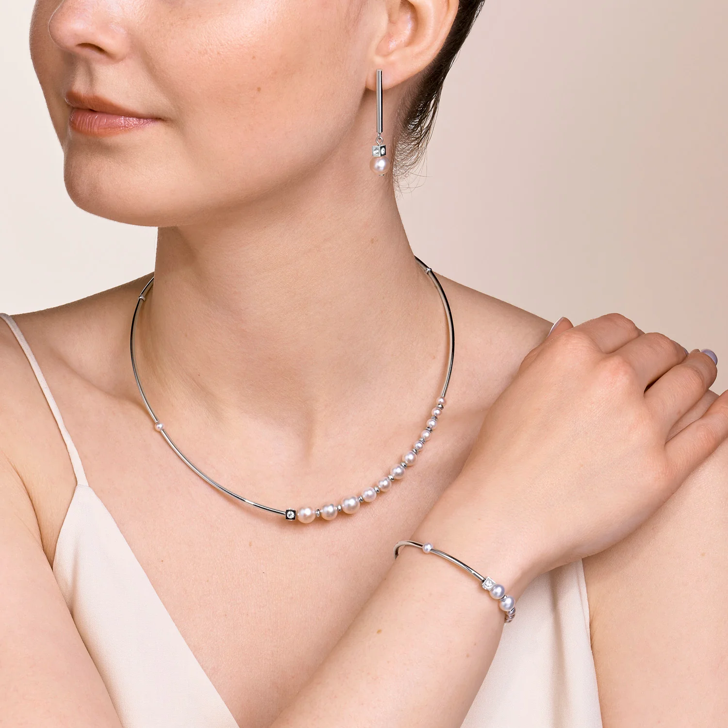 Necklace Asymmetry freshwater pearls & stainless steel white-silver - Image 4